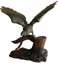 Японская бронзовая фигура Орла на ветке дуба