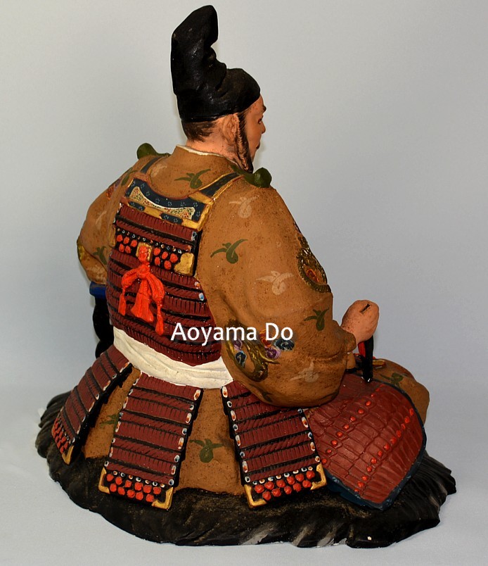 фигура военачальника с боевым веером в руке, керамика, роспись, 1950-е гг., Япония