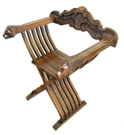 складной деревяный резной стул