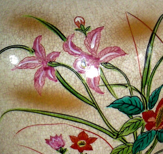  рисунок на японской фарфоровой вазе