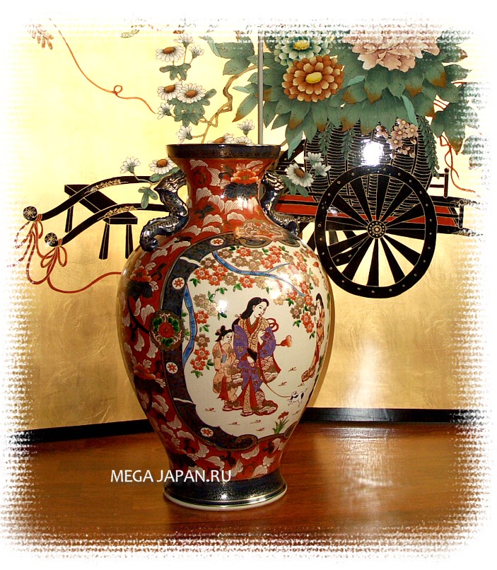 японская антикварная фарфоровая ваза Имари с круговой росписью