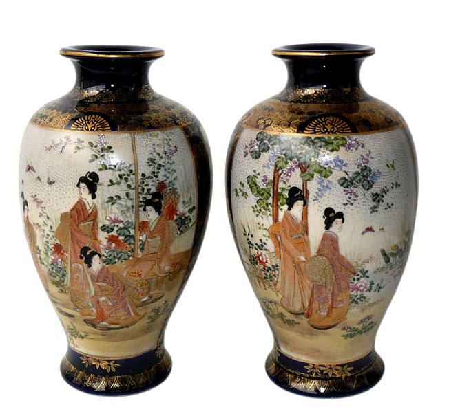 японский старинный фарфор: парные вазы Сацума, конец эпохи Эдо