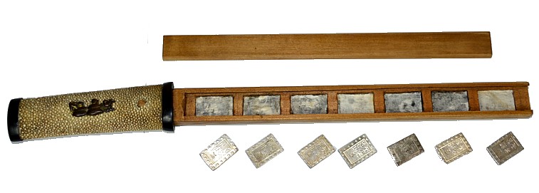 японское антикварное потайное хранилище для денег, эпоха Эдо, 1850-е гг. 