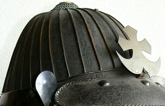 самурйаский шлем эпохи Эдо, деталь