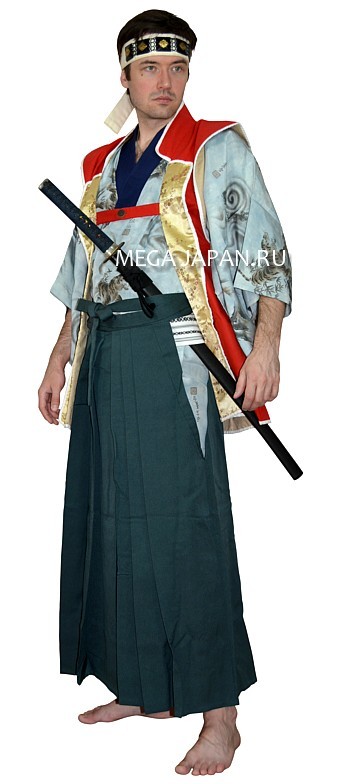 традиионная одежда самурая: кимоно, хакама, пояс-оби, куртка дзимбаори