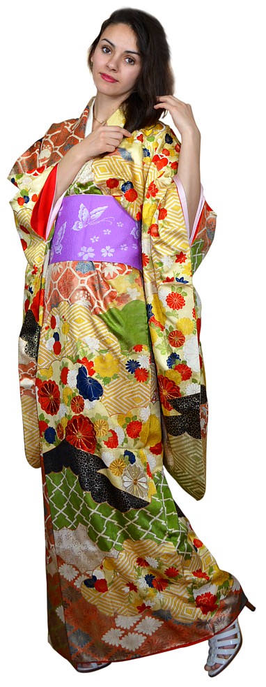японское шелковое винтажное кимоно-фурисодэ и пояс оби
