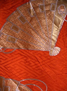 японское кимоно: дизайн рисунка ткани свадебного кимоно невесты